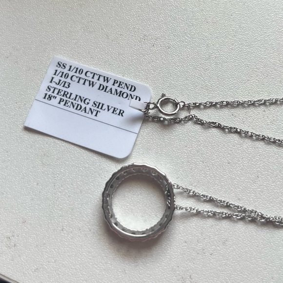 Sterling silver diamond necklace - Picture 3 of 4